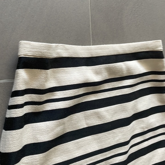 J crew striped pencil skirt - Picture 3 of 17